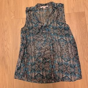 🦋 3/$9 Forever 21 contemporary snake like print